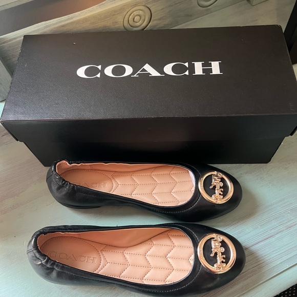 Authentic Coach Ballet Flats - Picture 2 of 5